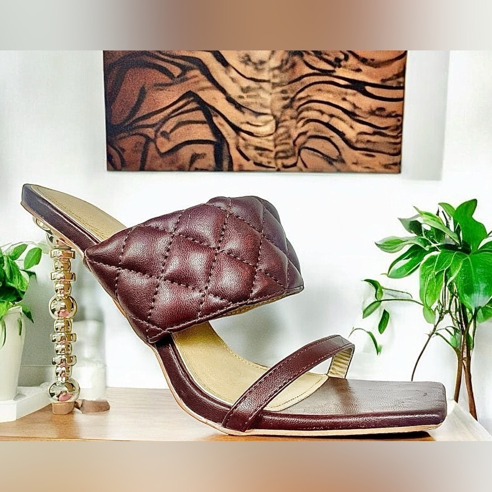 Fashion Nova Brown Quilt Sandals Shoes 8 - Picture 4 of 8